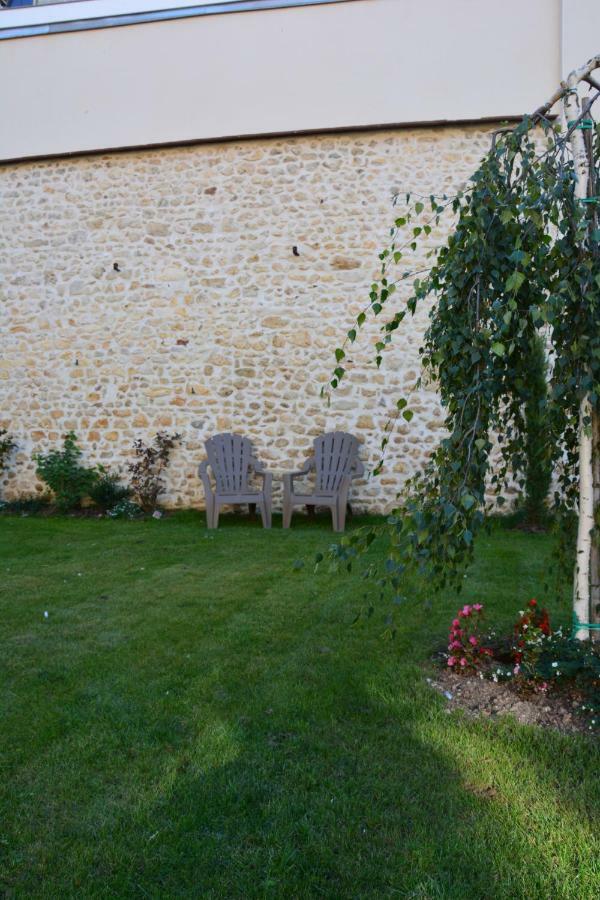 Demeure Saint Martin Bed & Breakfast Blancs-Coteaux Exterior photo